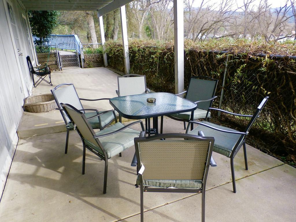 Apartamento Charming Downstairs Unit Oakhurst Exterior foto